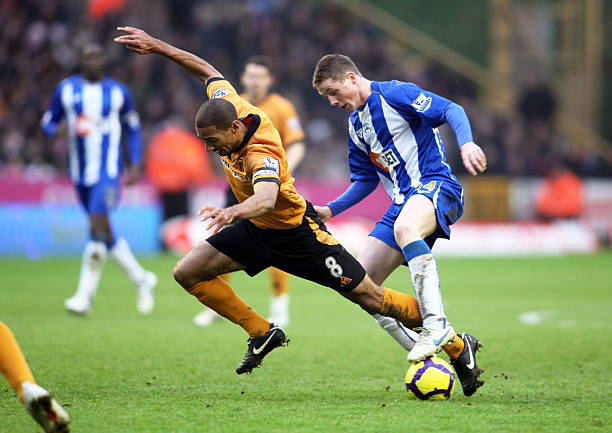 足球联盟委 足球联盟委