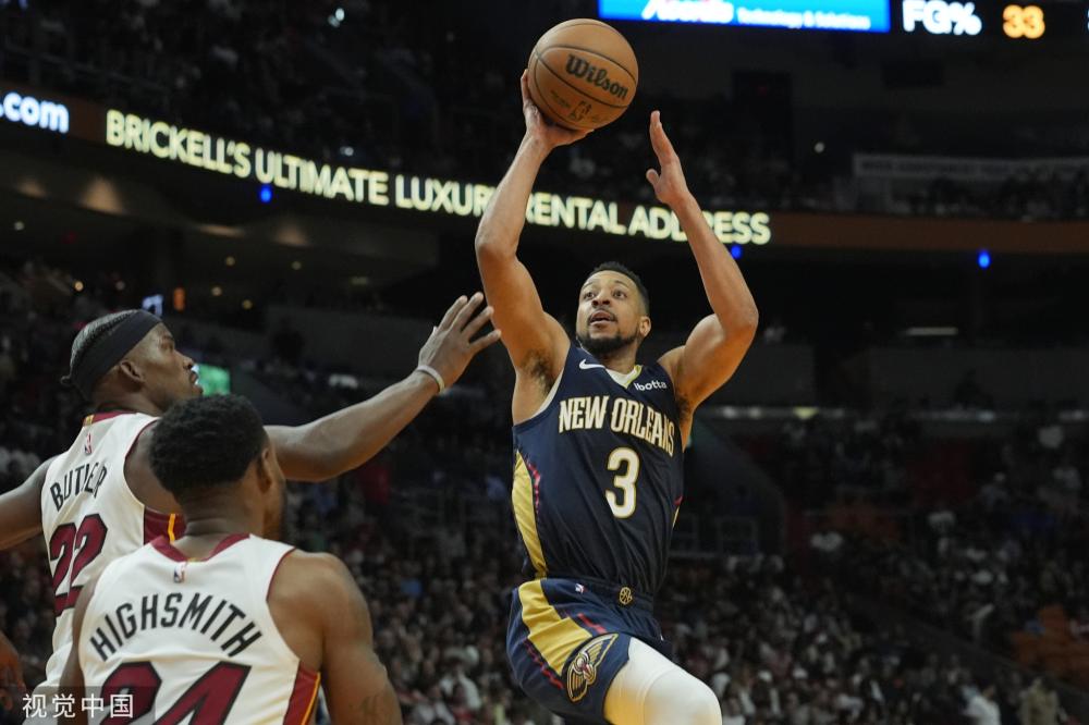 的网前截击 的网前截击